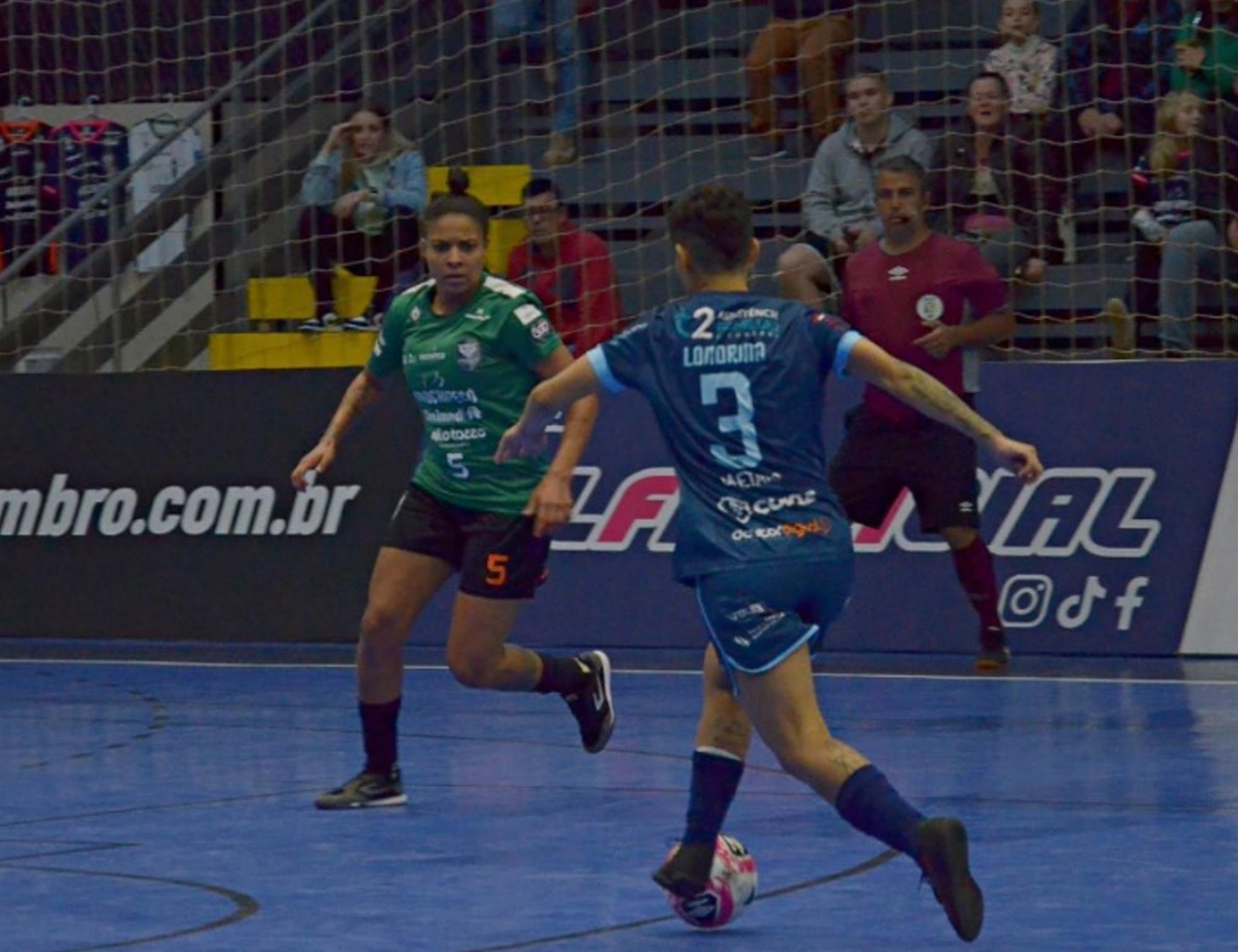 Na prorrogação, Londrina Futsal avança às semifinais da Liga Nacional